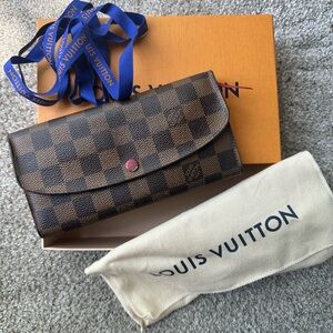 Louis Vuitton Emilie wallet
